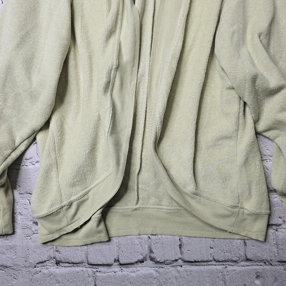 C&C California Alfalfa Green Soft Fuzzy Open Cardigan Sweater NWT Size Large - Picture 3 of 11